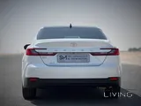 Toyota Camry GLE 2025